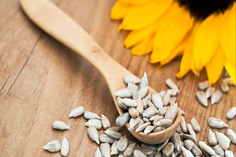 Top 6 Health Benefits of Organic Sunflower Seeds